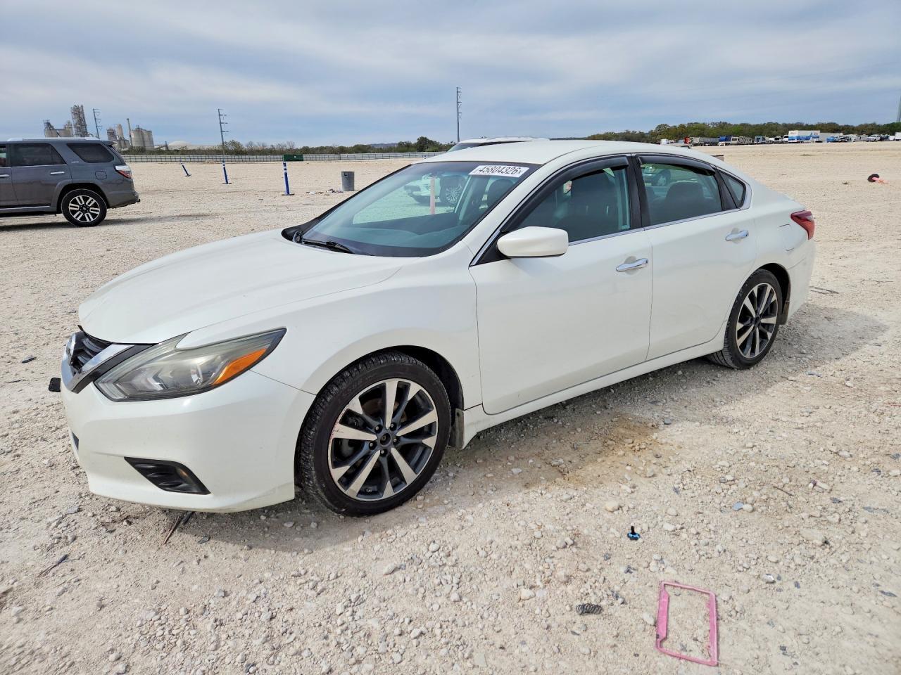 2017 NISSAN ALTIMA