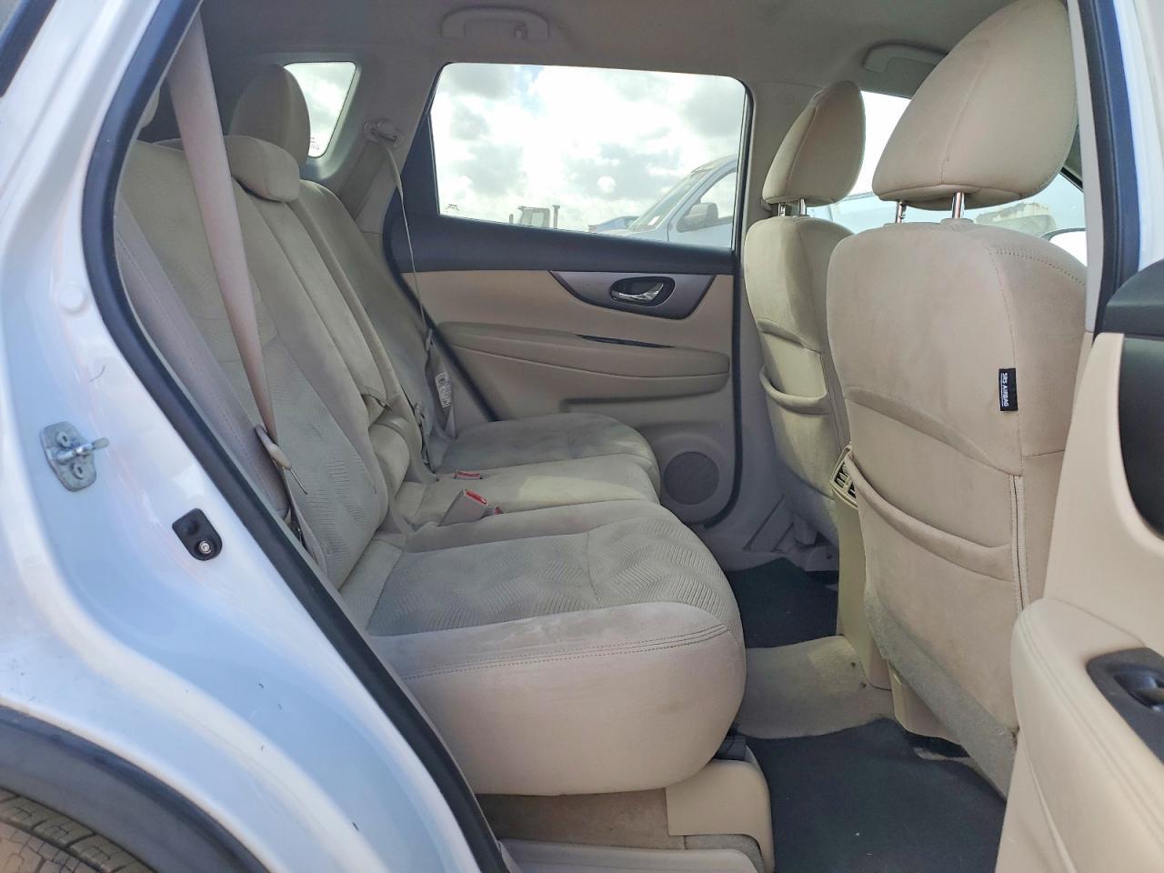 2015 NISSAN ROGUE