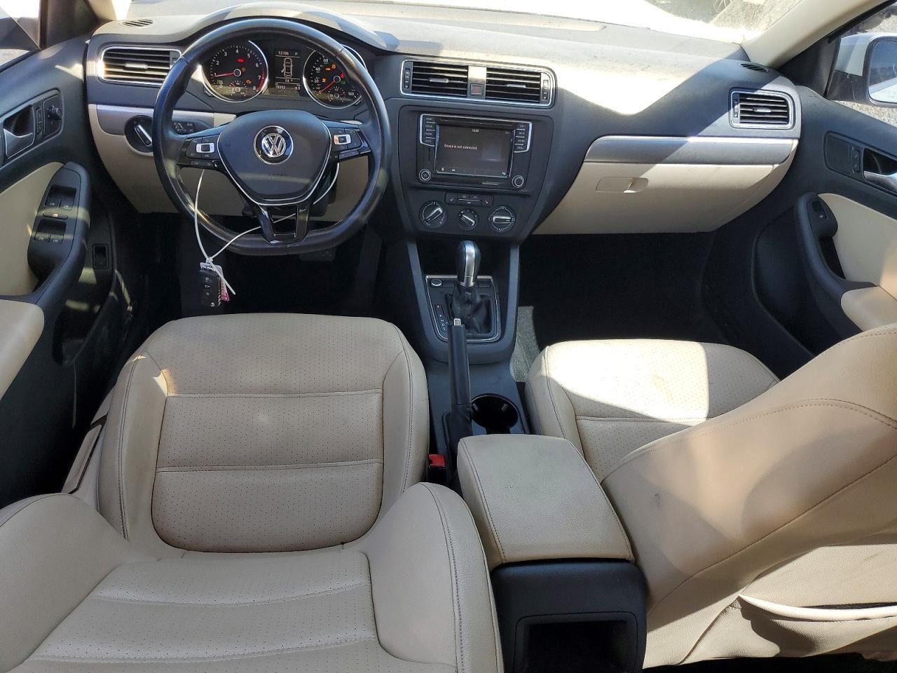 2017 VOLKSWAGEN JETTA