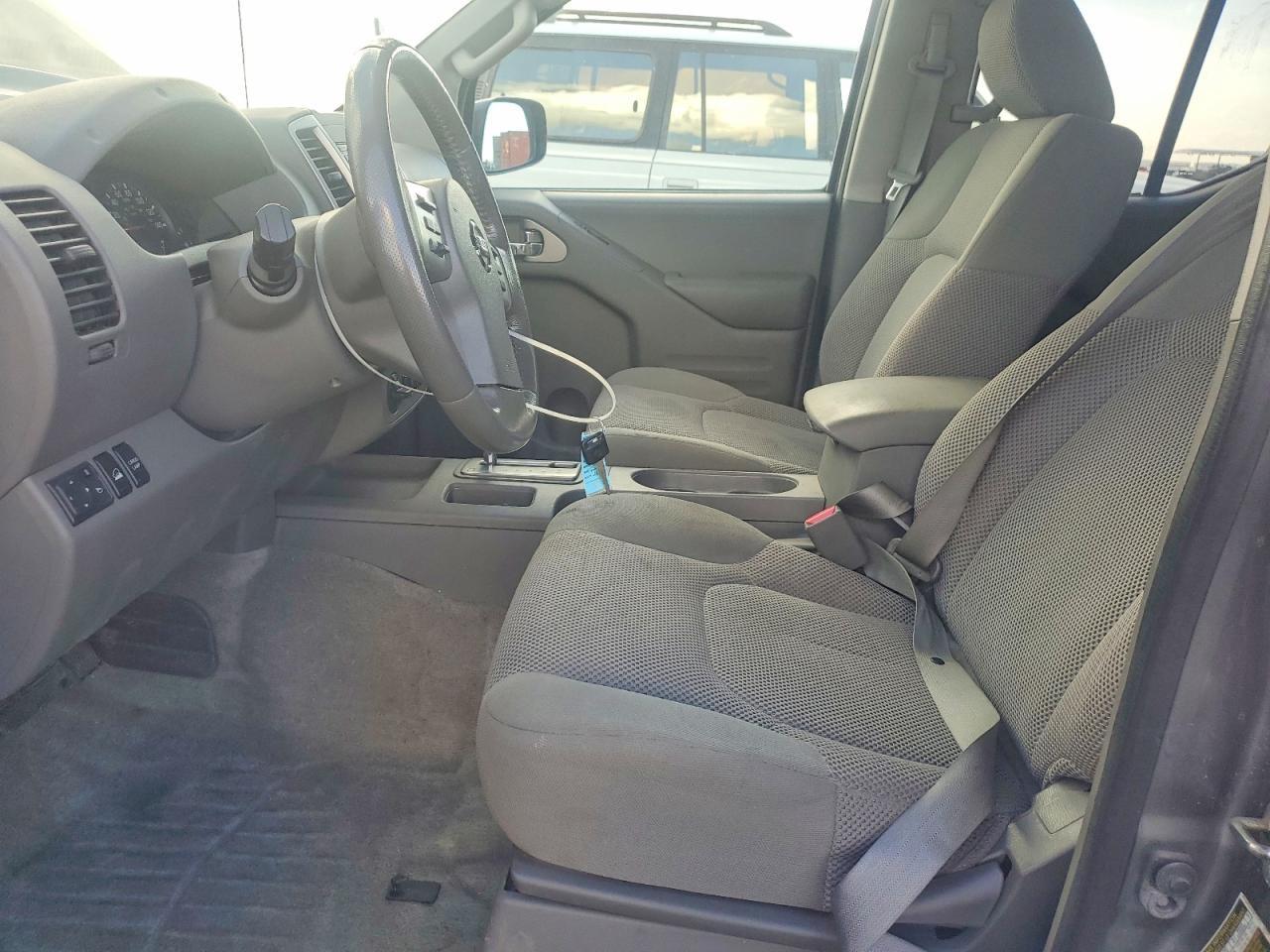 2016 NISSAN Frontier