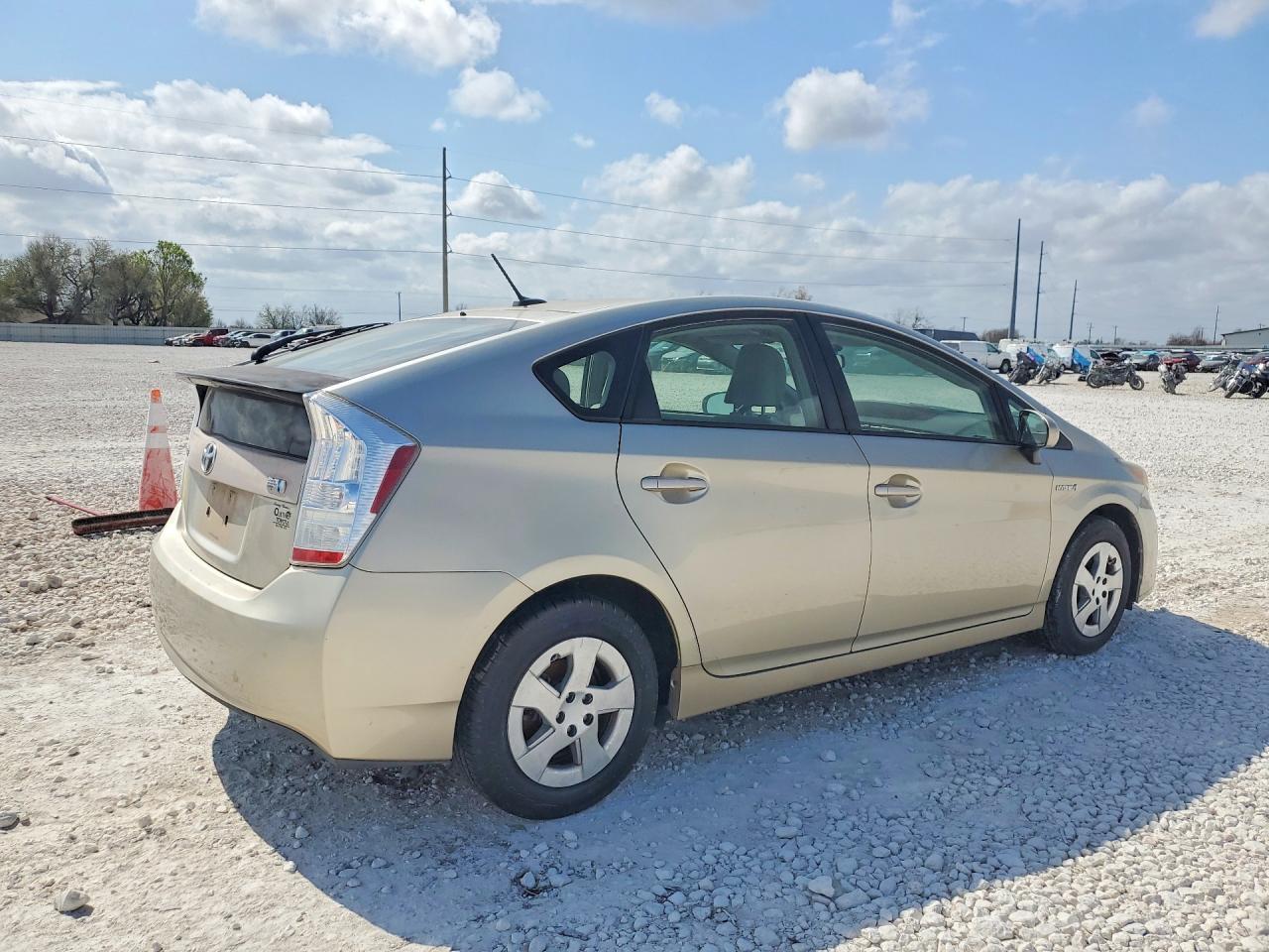 2010 TOYOTA PRIUS