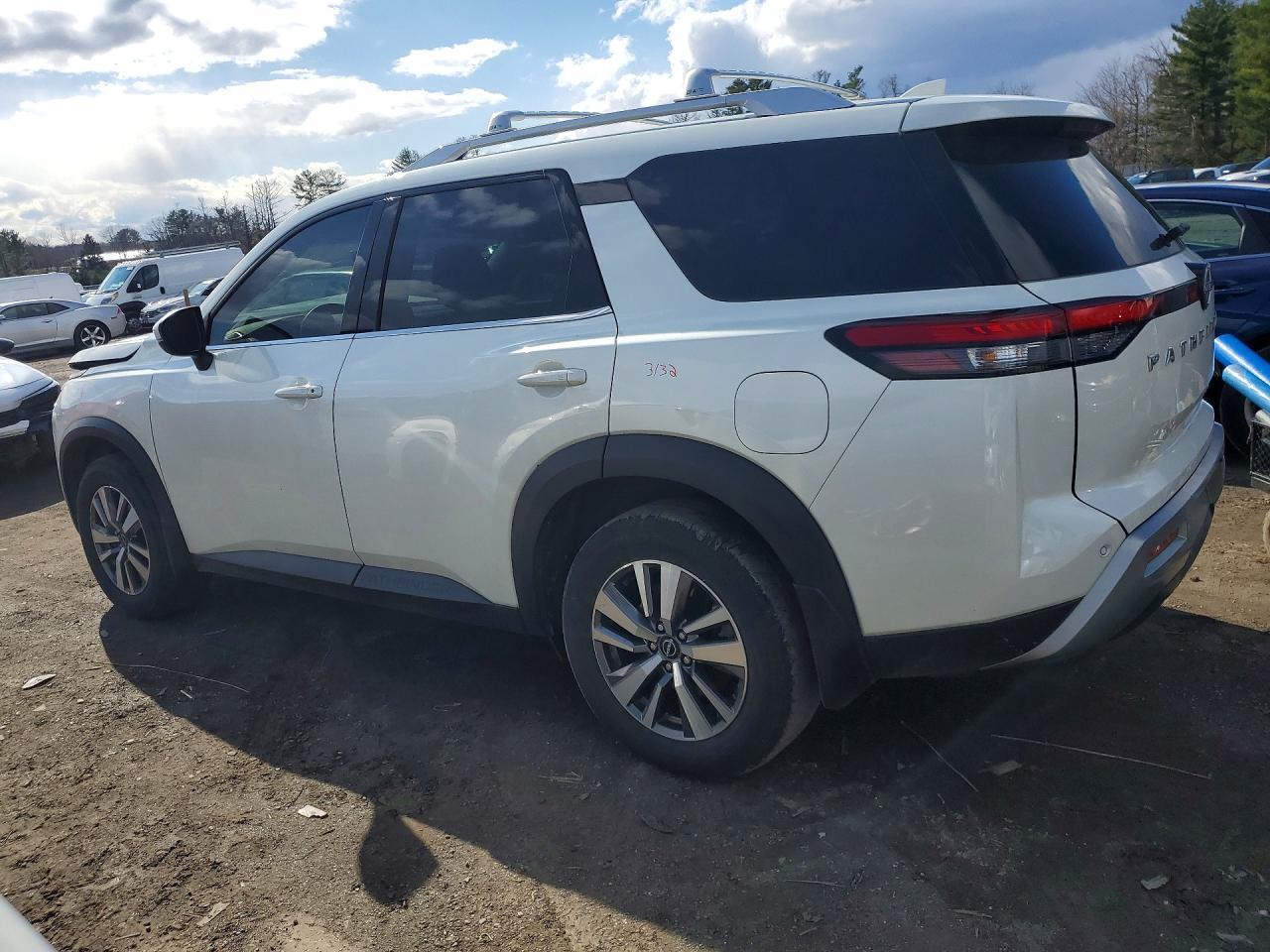 2023 NISSAN PATHFINDER