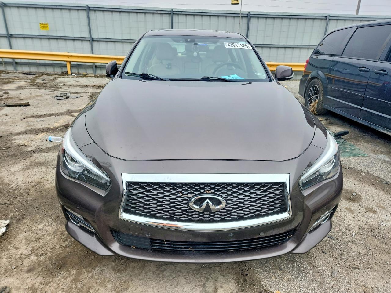 2016 INFINITI Q50
