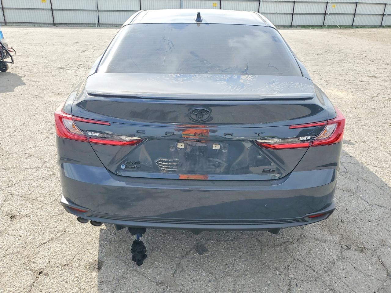 2026 TOYOTA CAMRY