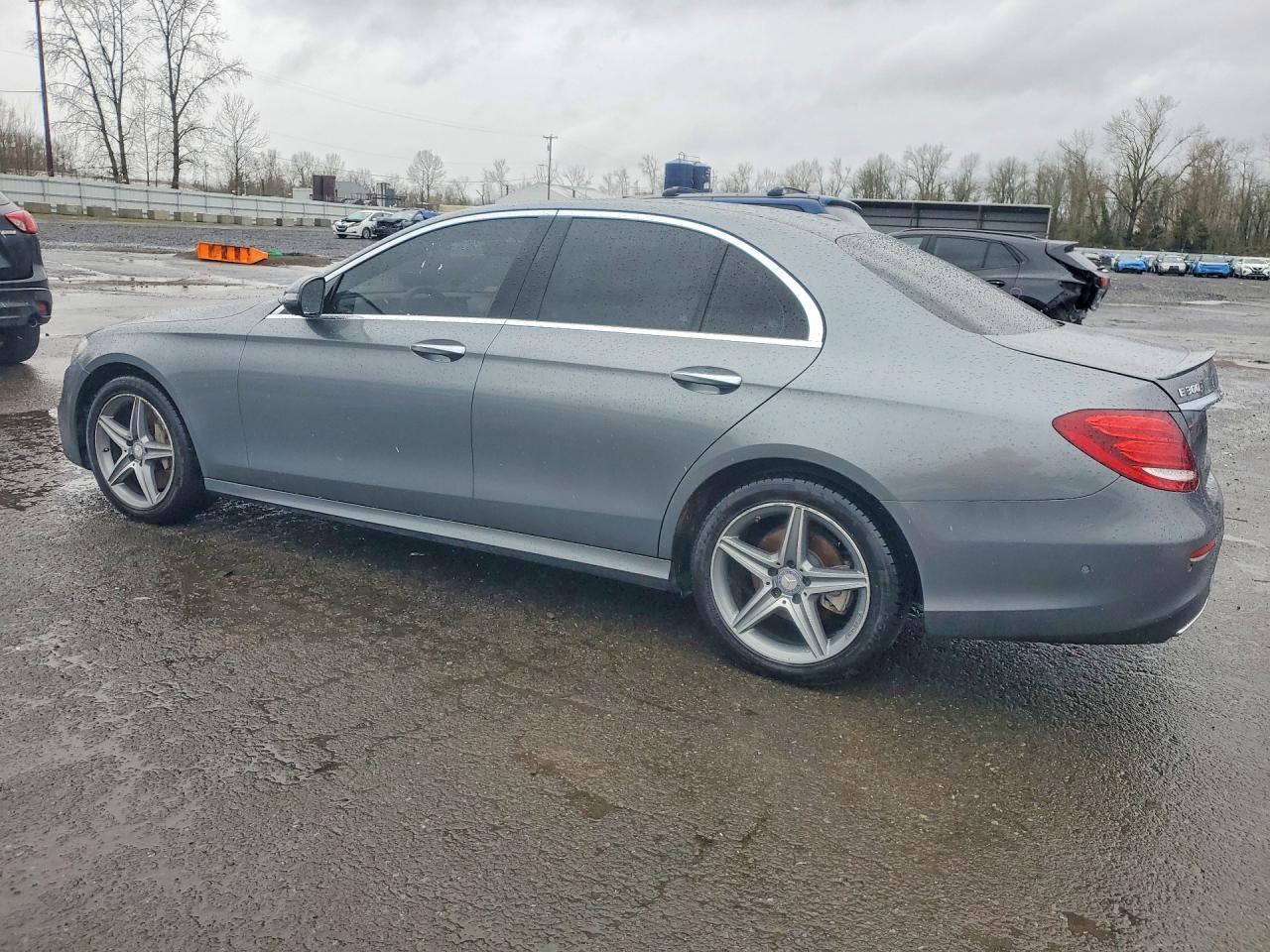 2017 MERCEDES-BENZ E-Class