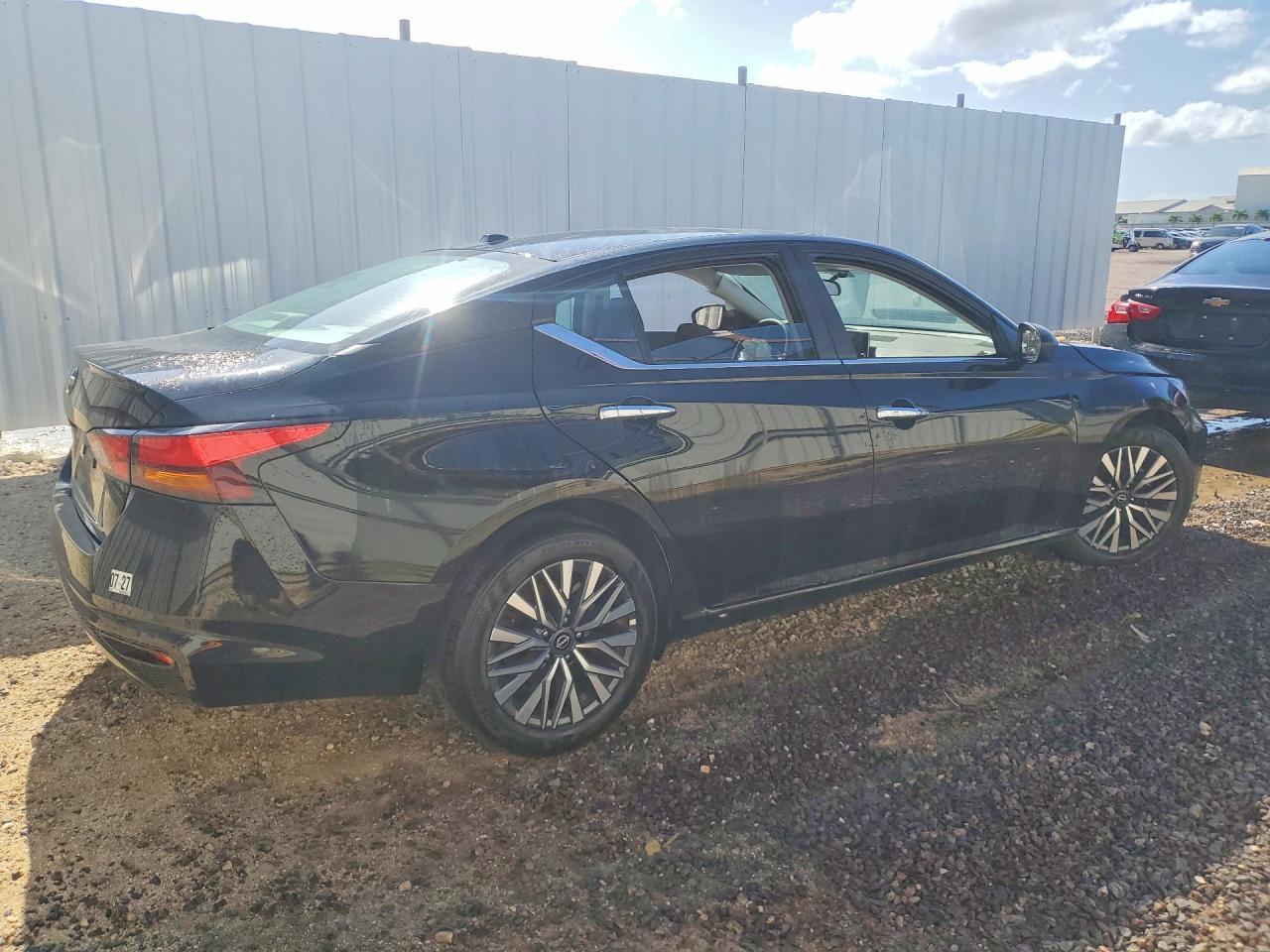 2025 NISSAN ALTIMA
