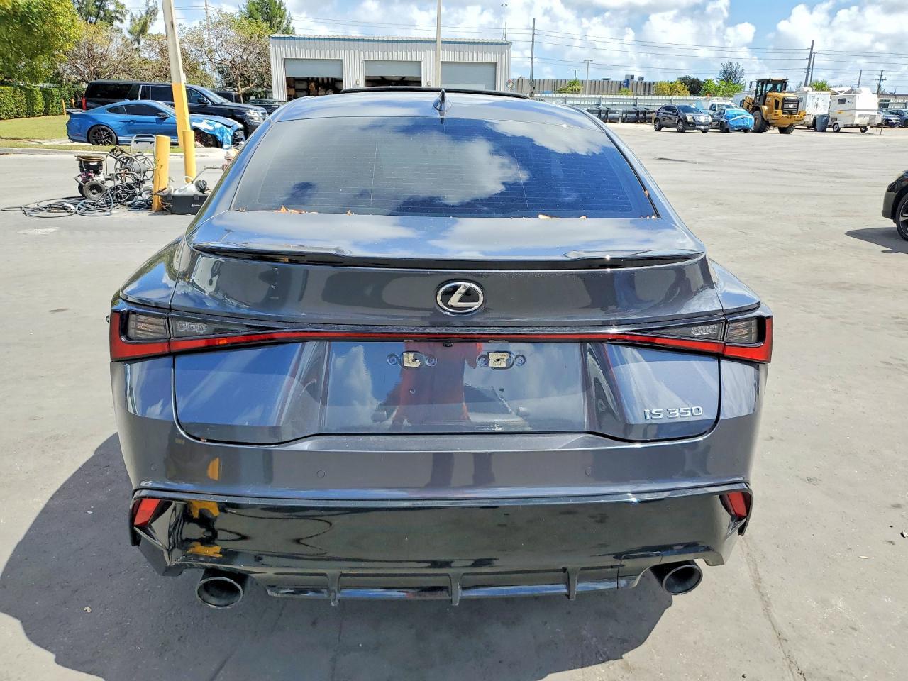 2023 LEXUS IS 350