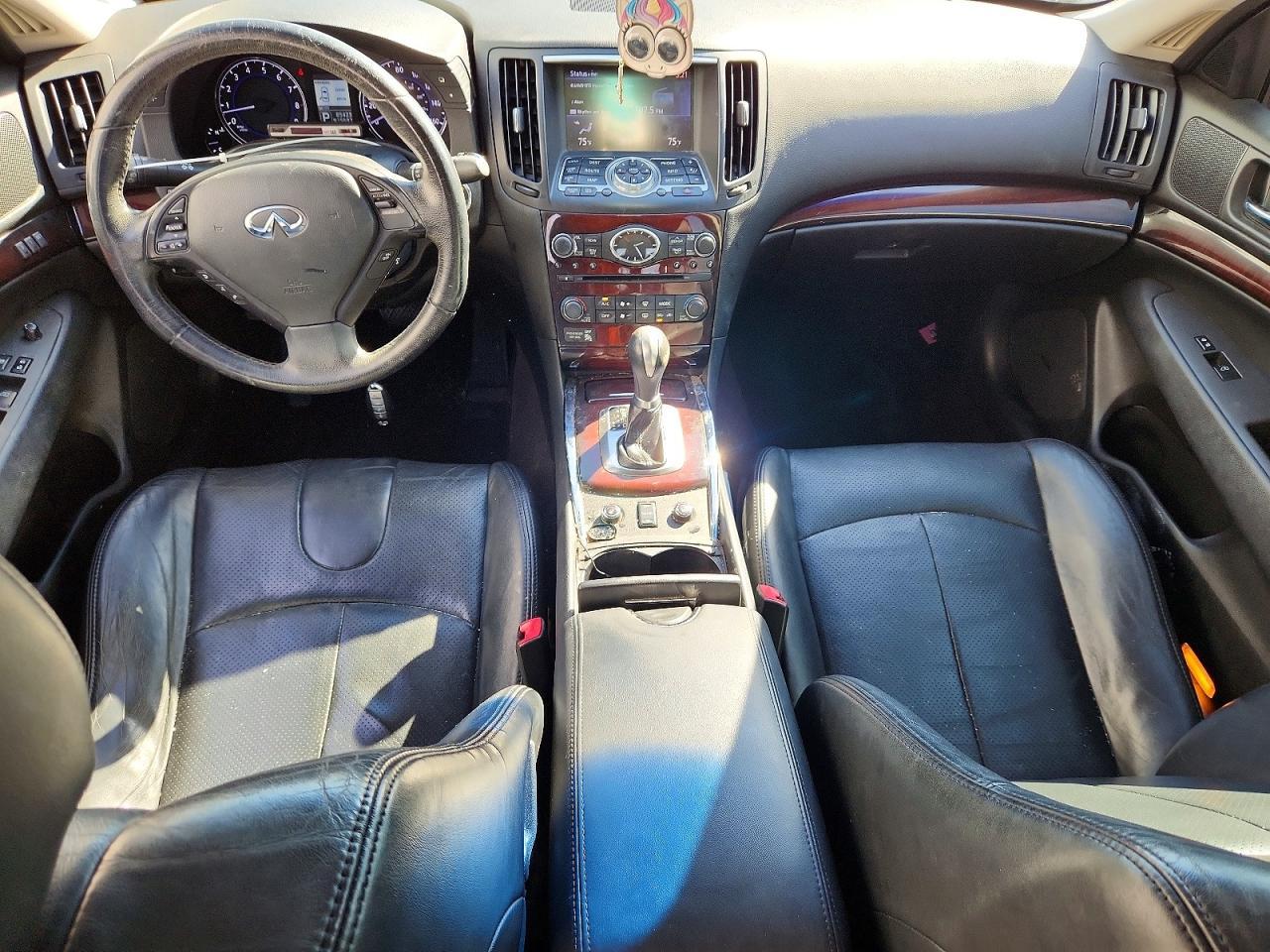 2012 INFINITI G37