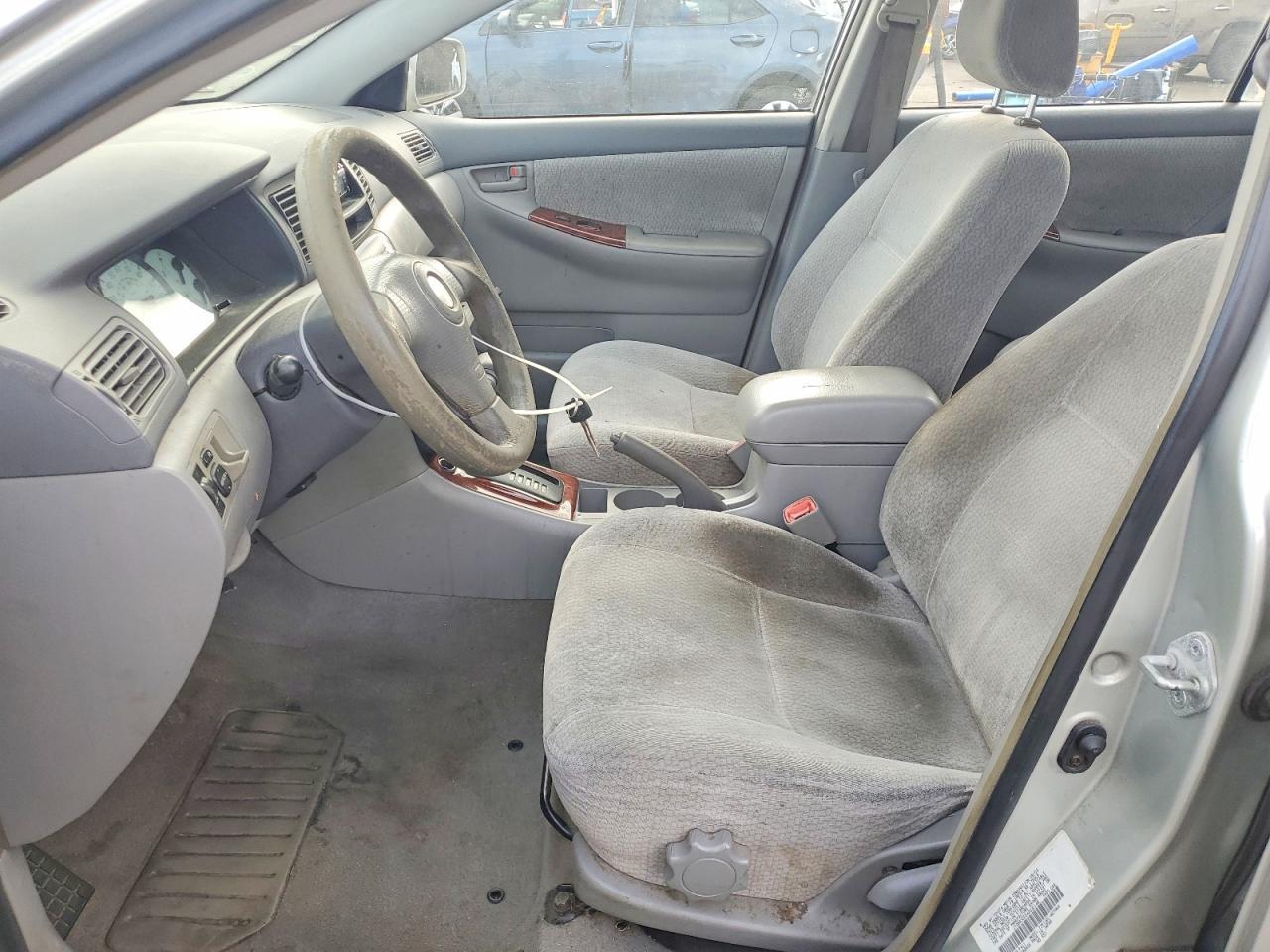 2004 TOYOTA COROLLA