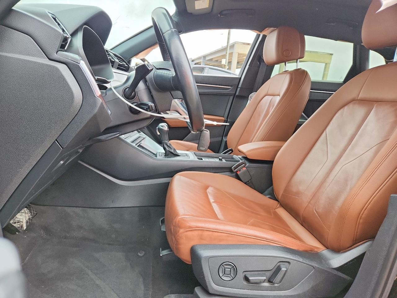 2020 AUDI Q3