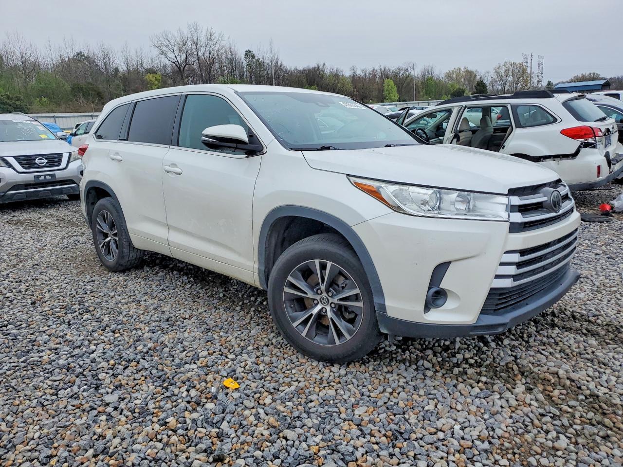 2018 TOYOTA HIGHLANDER