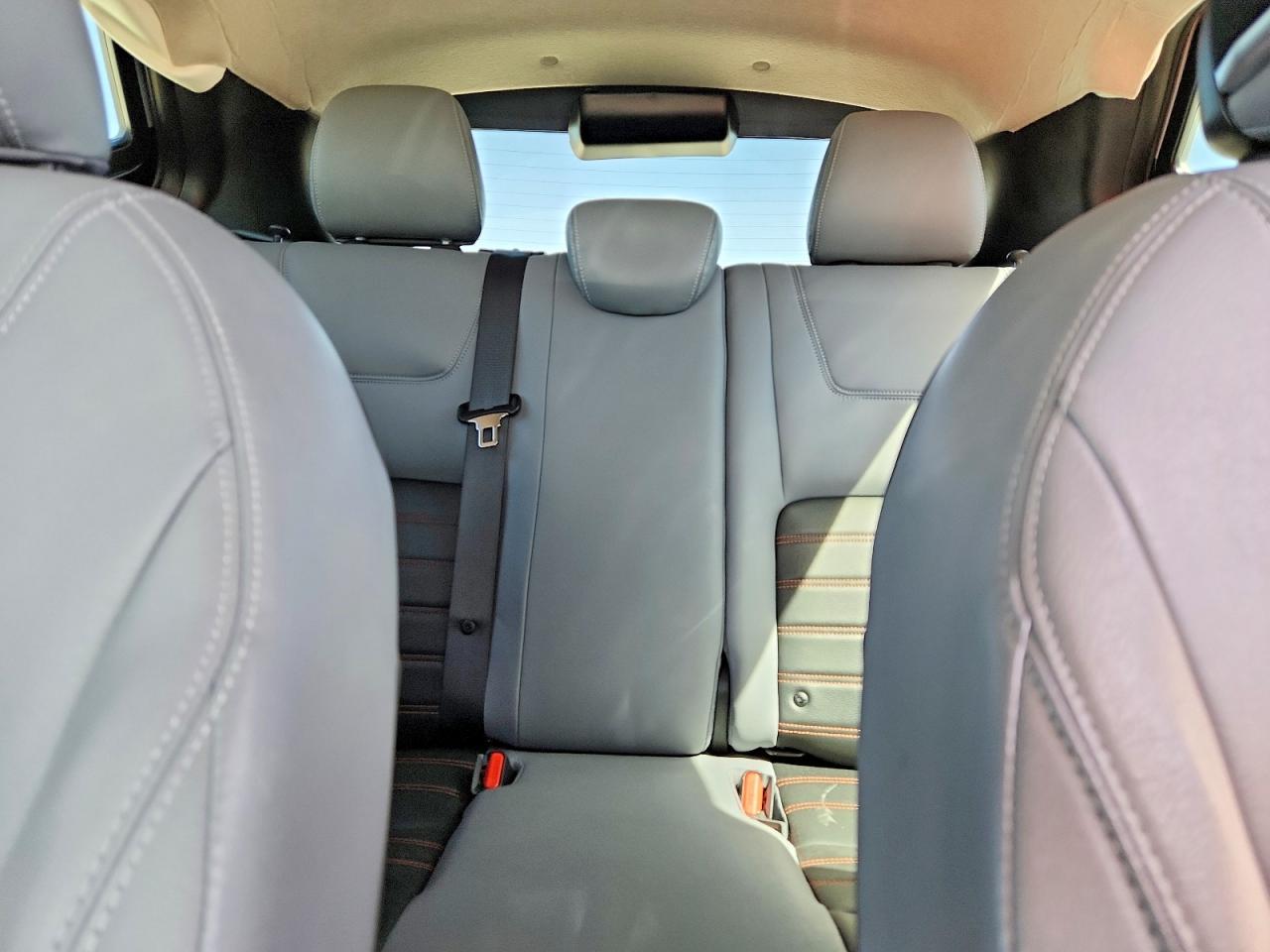 2023 NISSAN KICKS