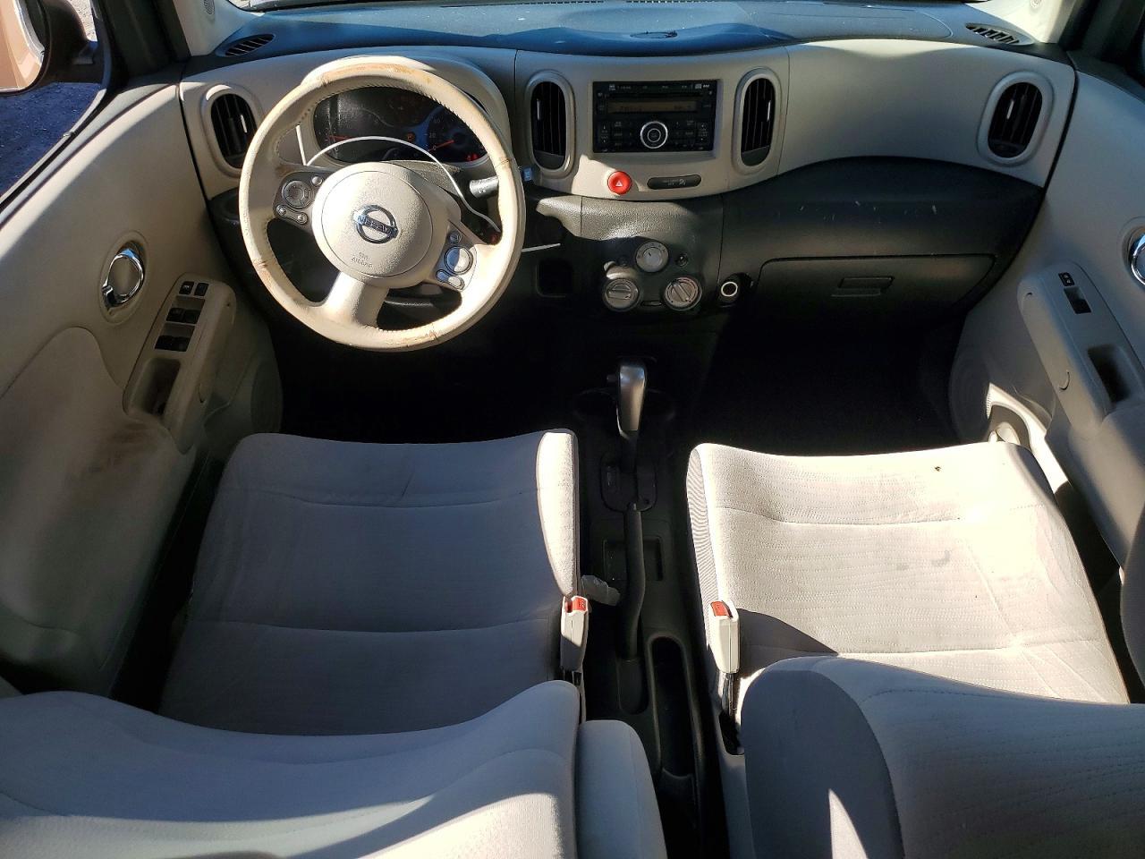 2011 NISSAN CUBE