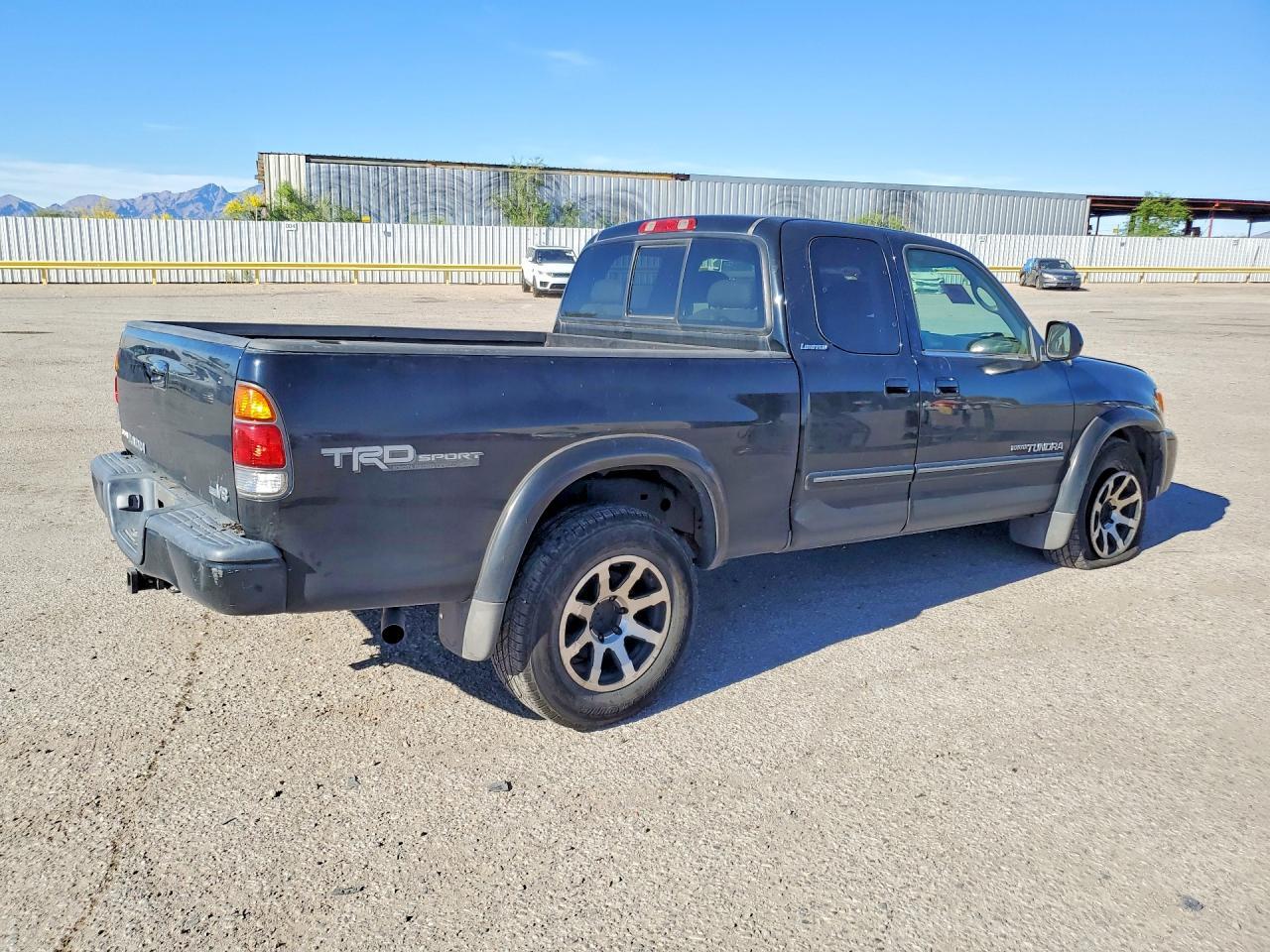 2003 TOYOTA TUNDRA