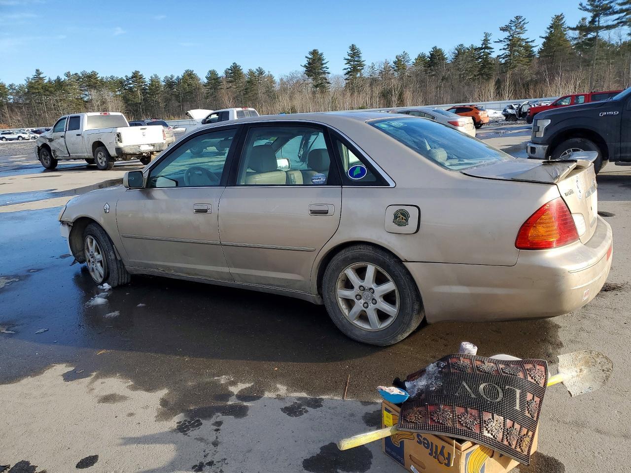 2002 TOYOTA Avalon