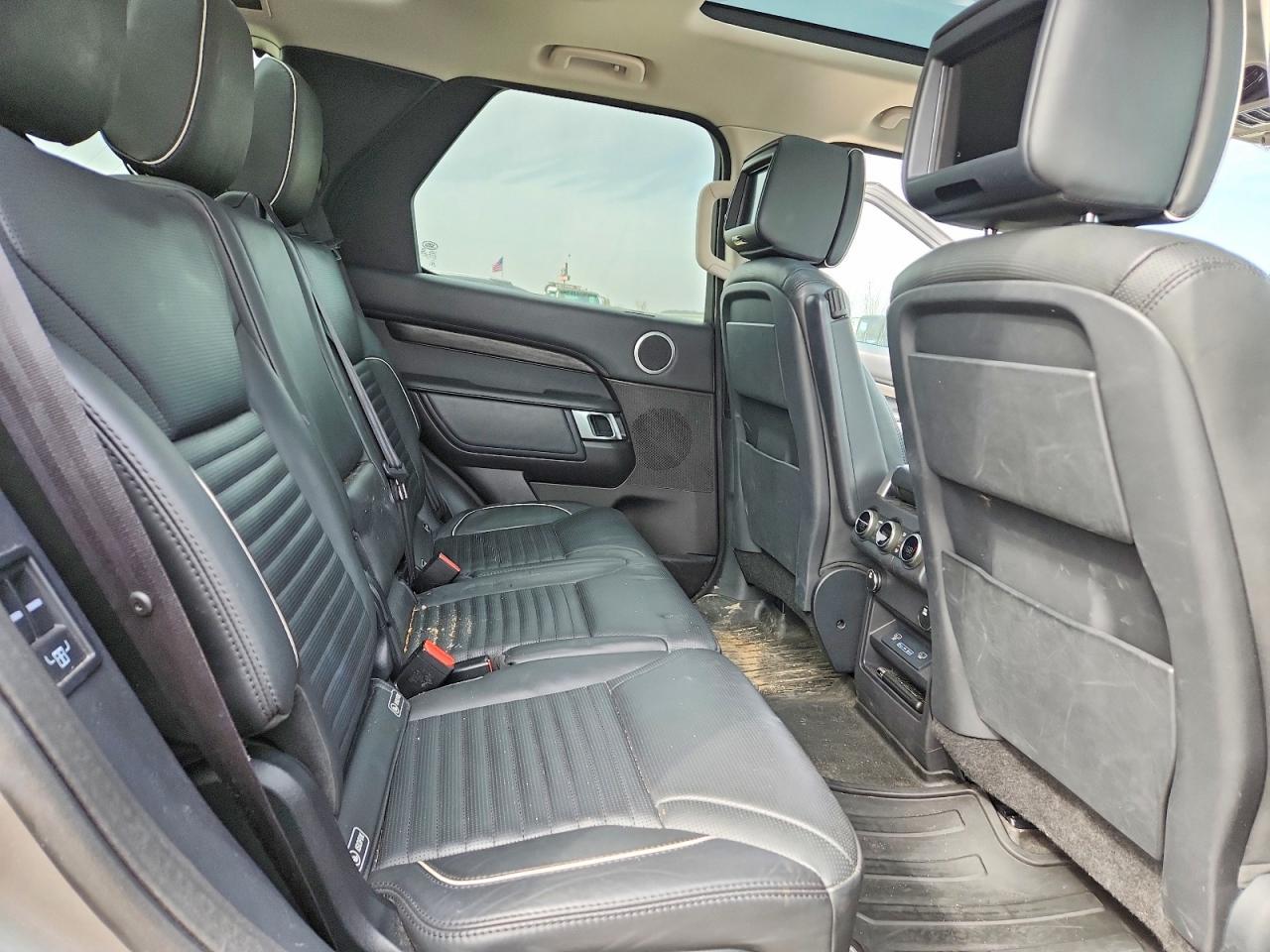 2017 LAND ROVER Discovery