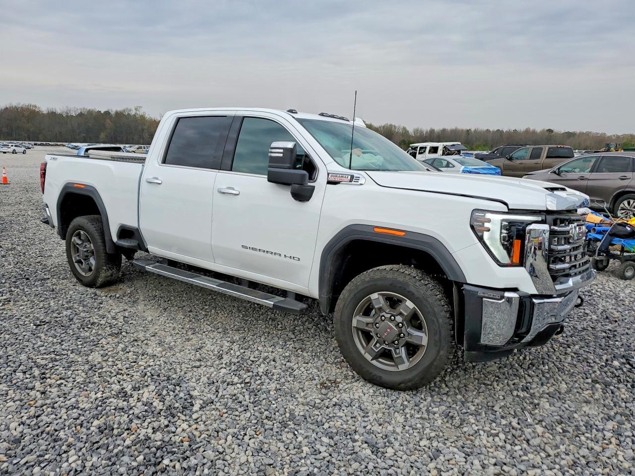 2025 GMC Sierra
