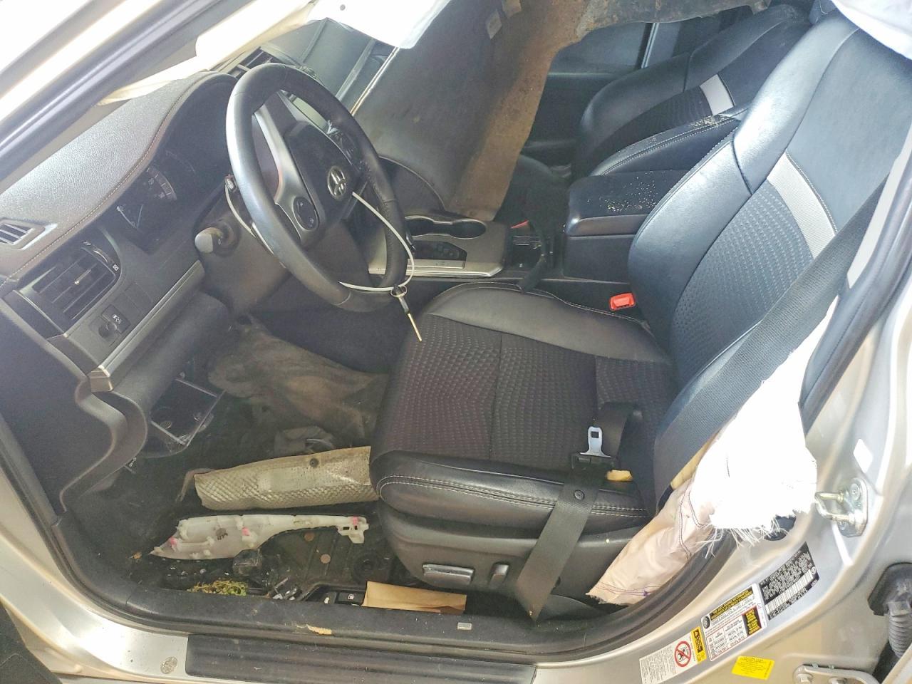 2012 TOYOTA CAMRY