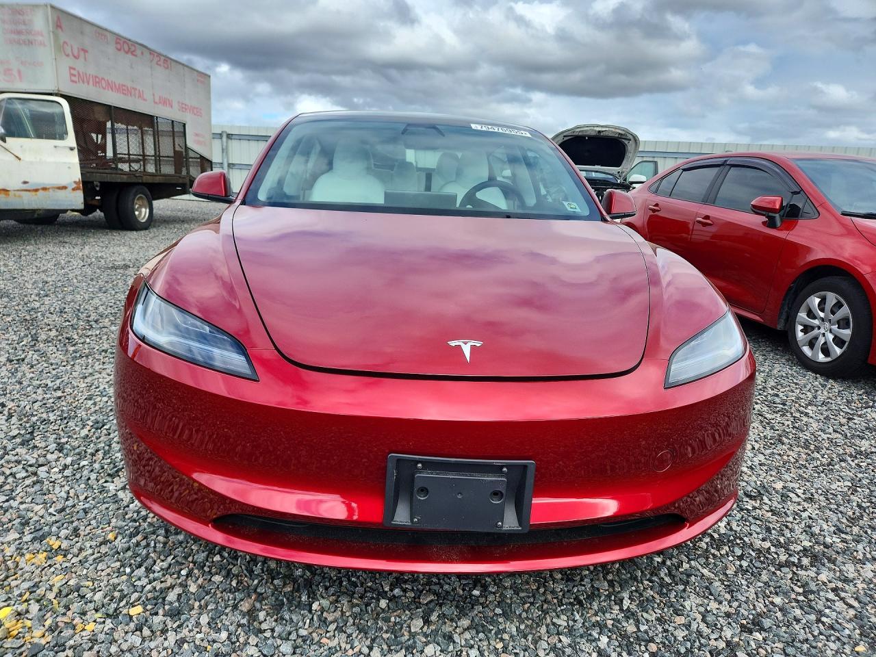 2025 TESLA MODEL 3