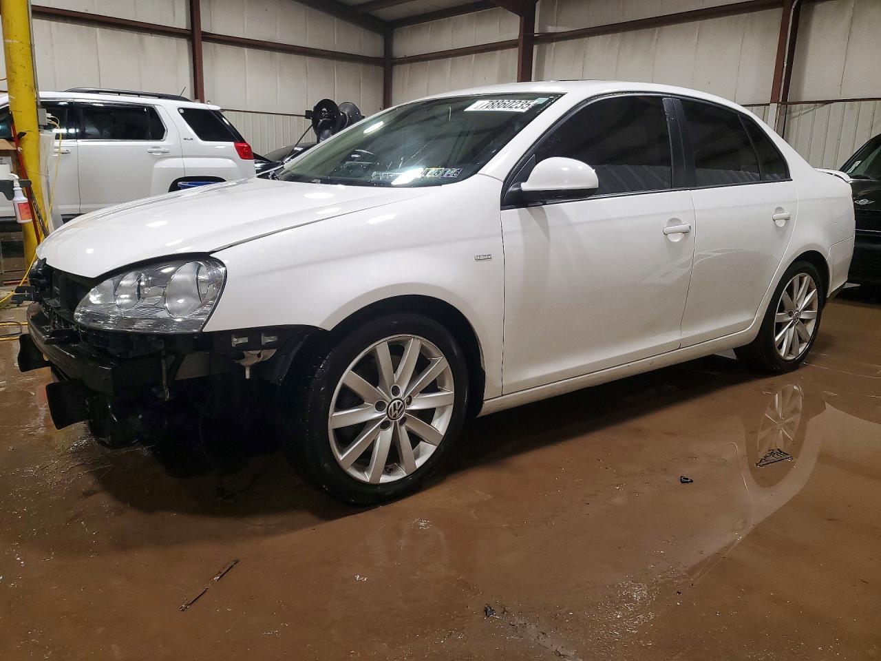 2010 VOLKSWAGEN JETTA