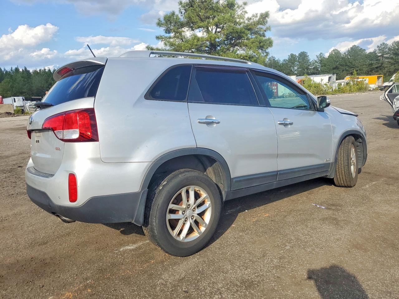 2014 KIA SORENTO