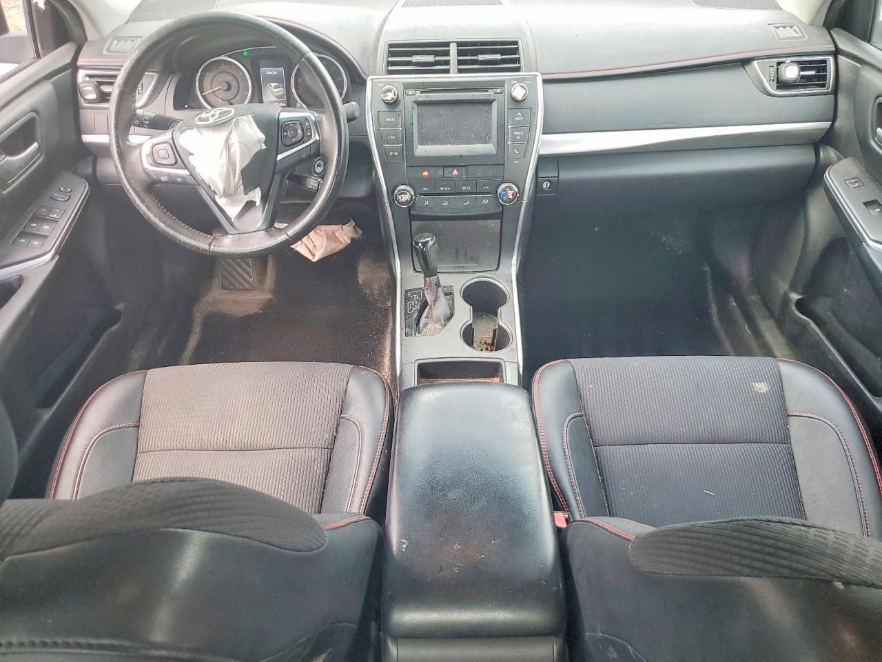 2017 TOYOTA CAMRY