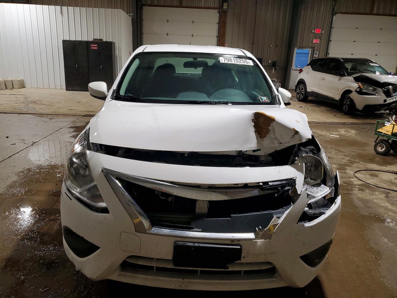 2016 NISSAN VERSA