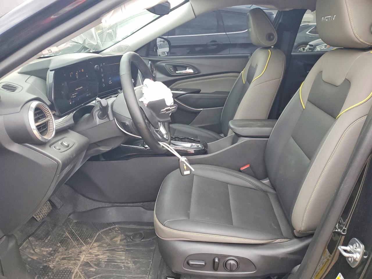 2025 CHEVROLET TRAX