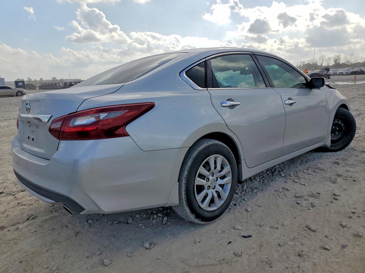 2018 NISSAN ALTIMA