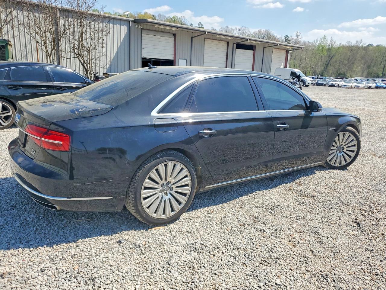 2015 AUDI A8