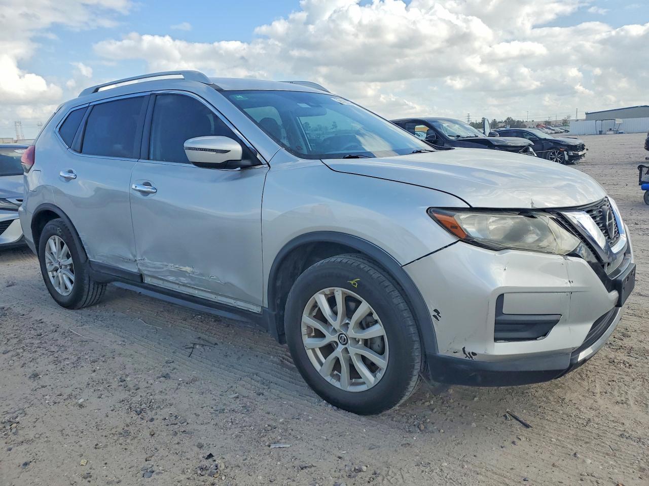 2019 NISSAN ROGUE