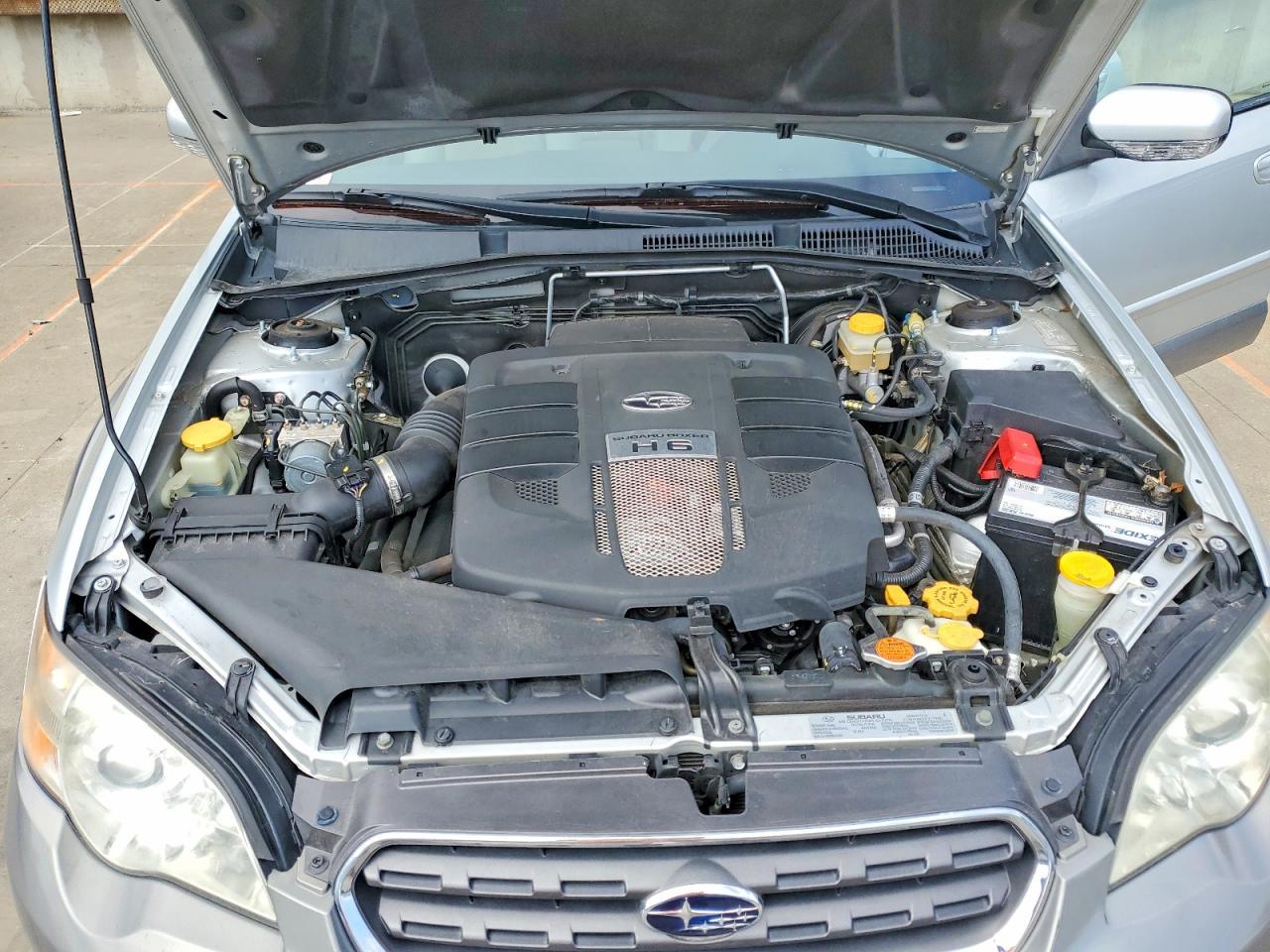 2006 SUBARU Outback
