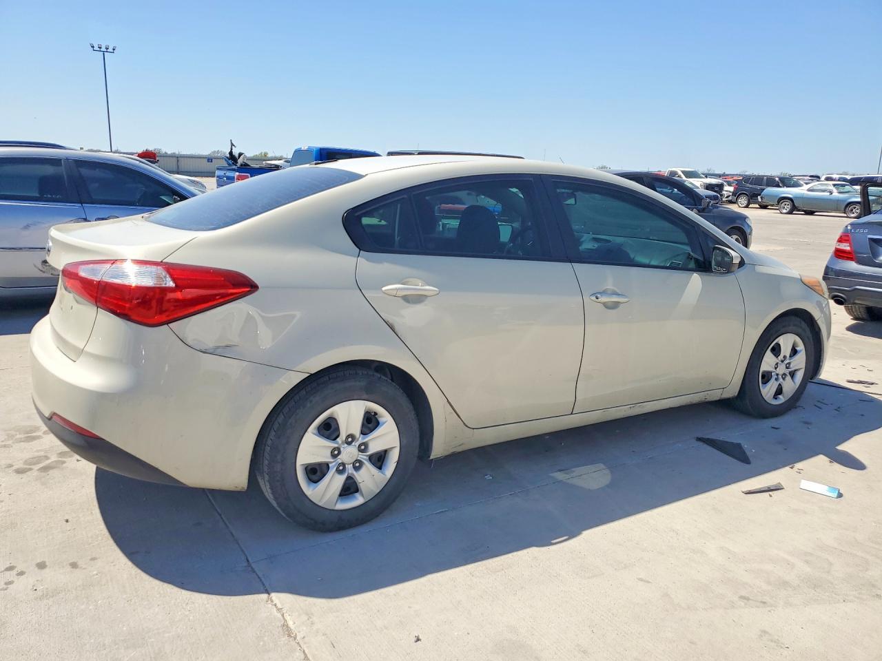 2015 KIA FORTE