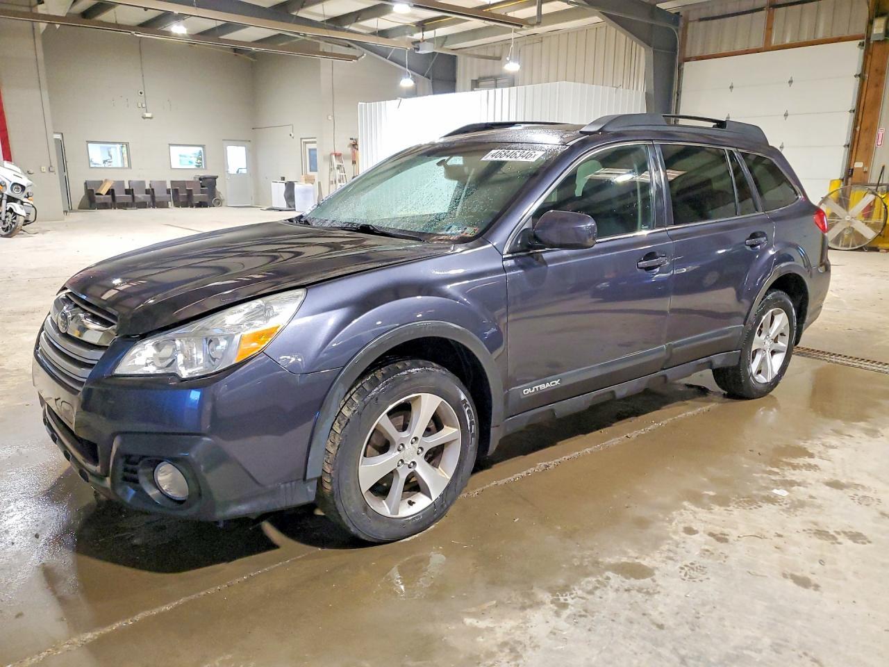 2013 SUBARU Outback