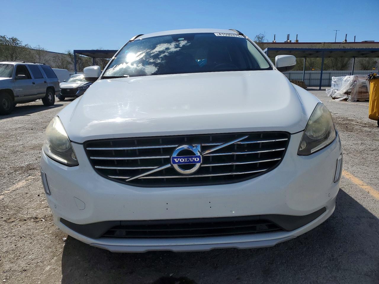 2016 VOLVO XC60