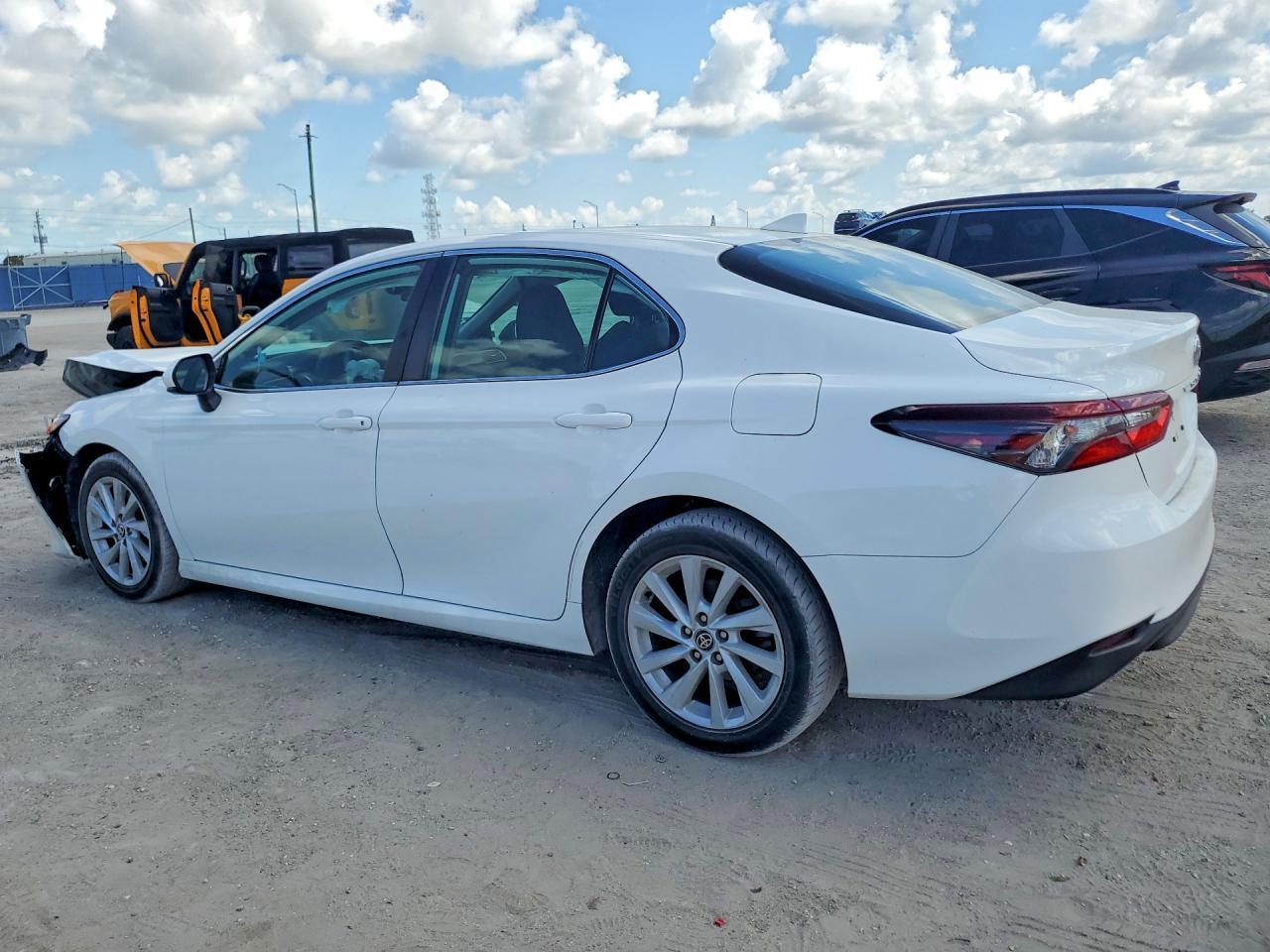 2022 TOYOTA CAMRY