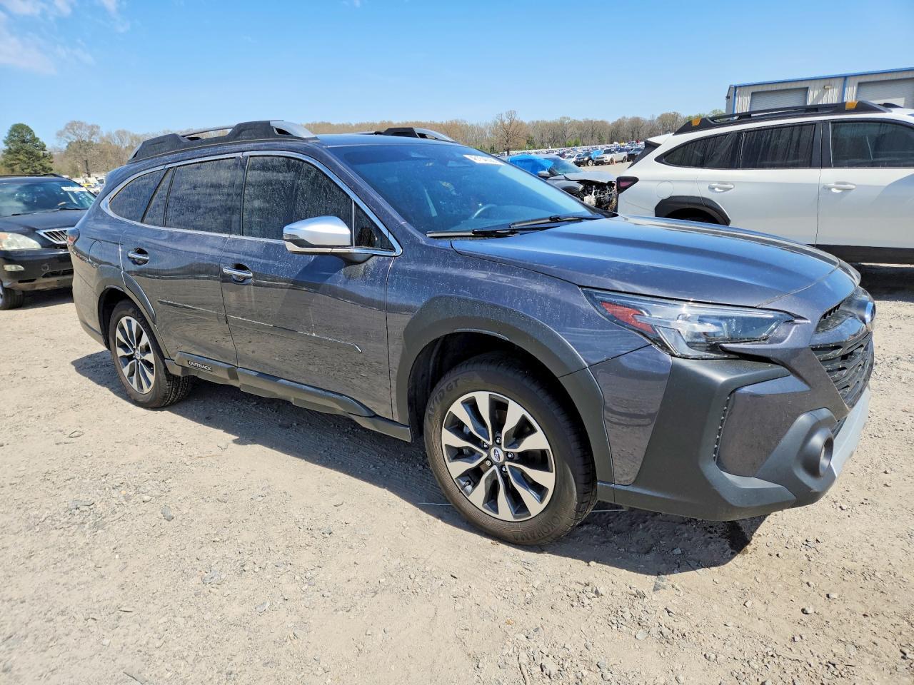 2023 SUBARU Outback