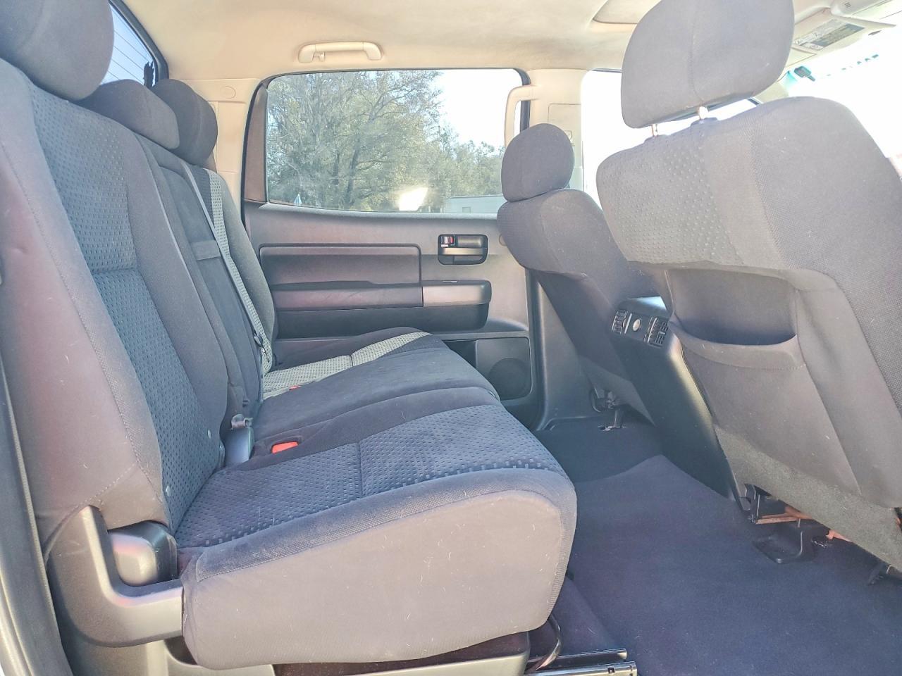 2012 TOYOTA TUNDRA