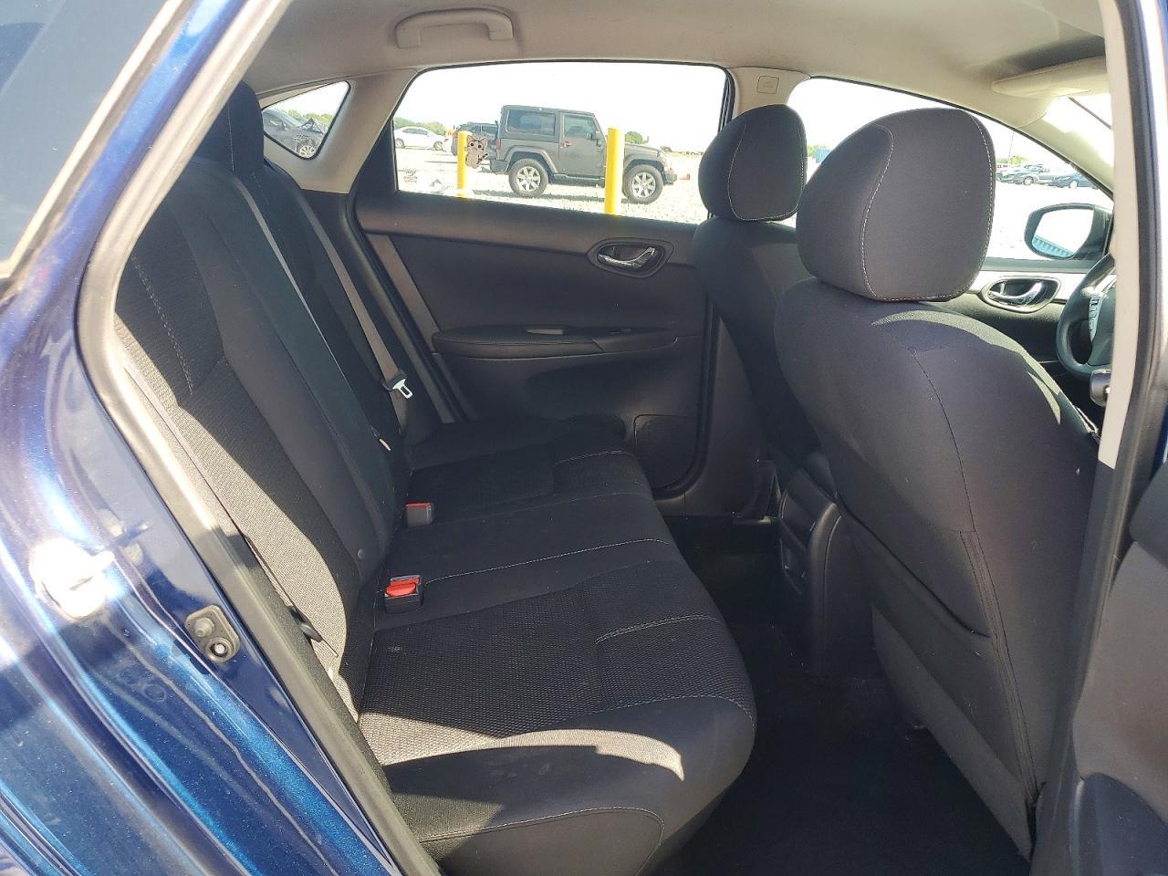 2017 NISSAN SENTRA
