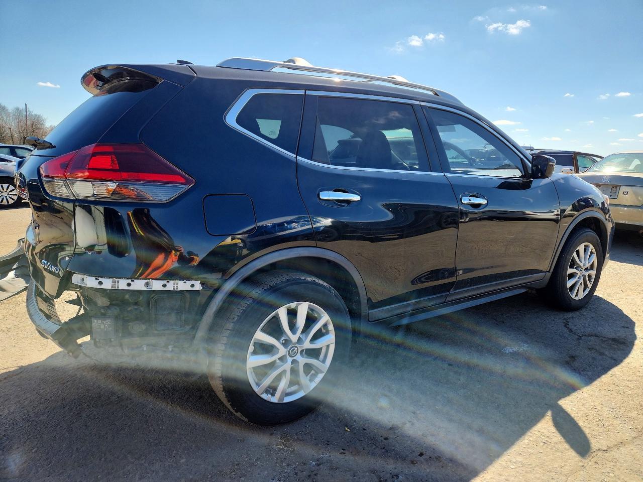 2018 NISSAN ROGUE
