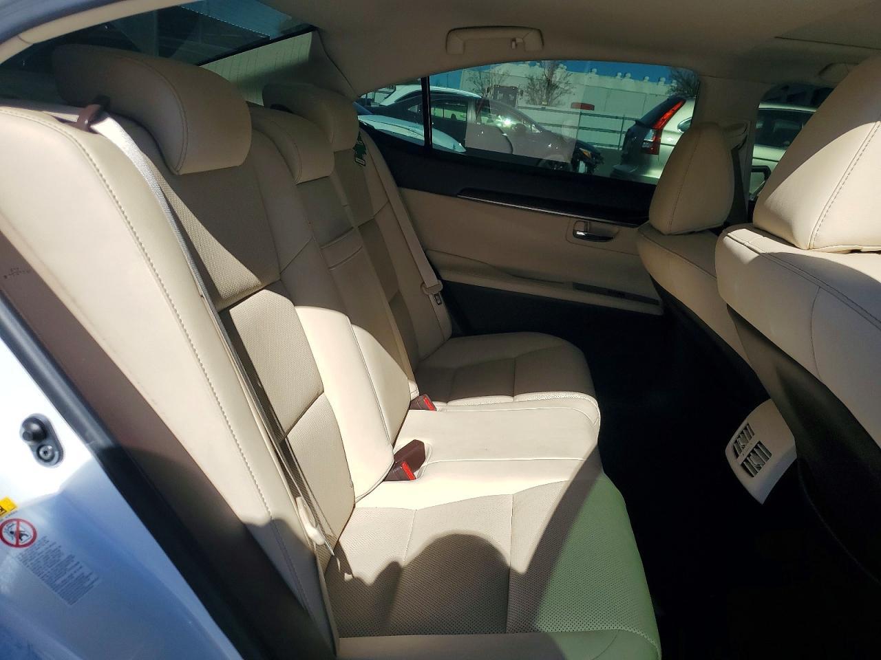 2016 LEXUS ES 350