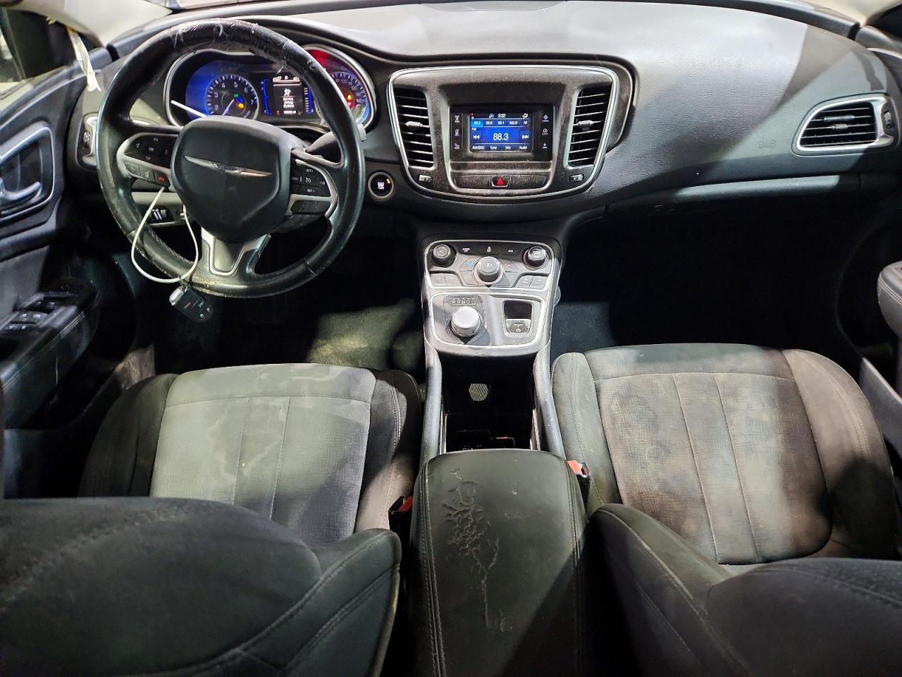 2016 CHRYSLER 200