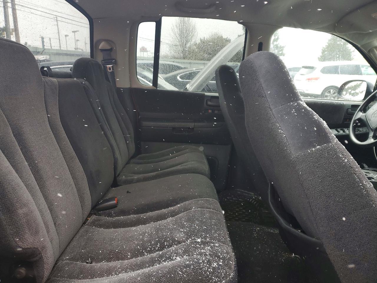 2004 DODGE Dakota