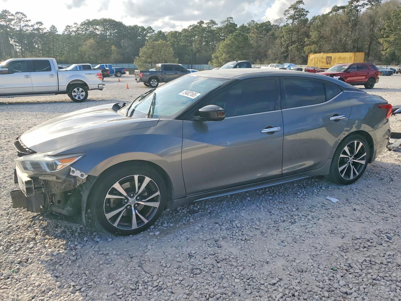 2017 NISSAN Maxima
