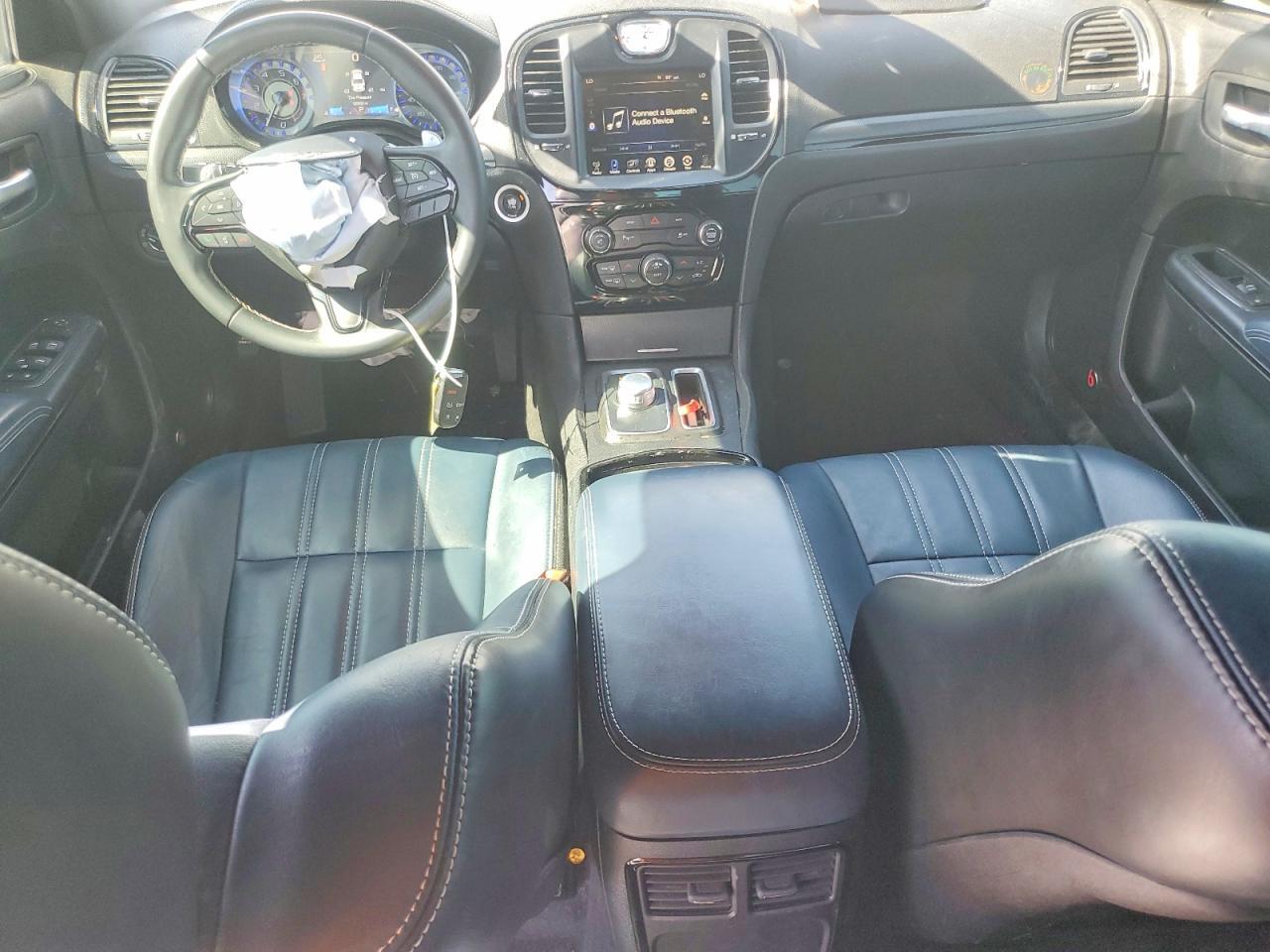 2015 CHRYSLER 300