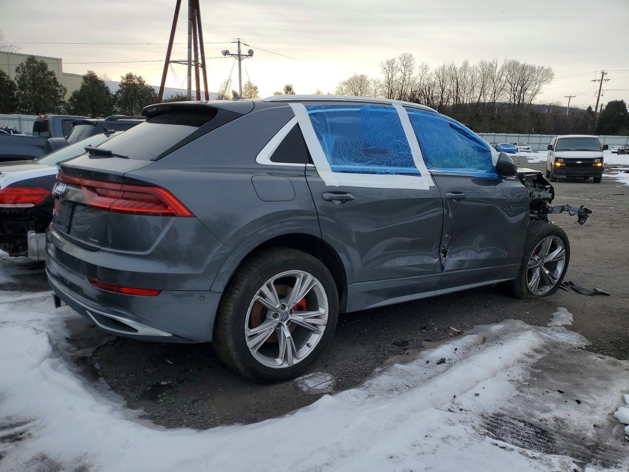 2019 AUDI Q8