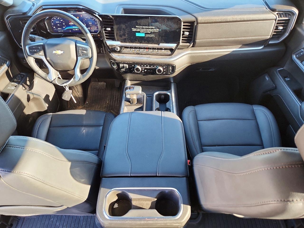 2024 CHEVROLET Silverado