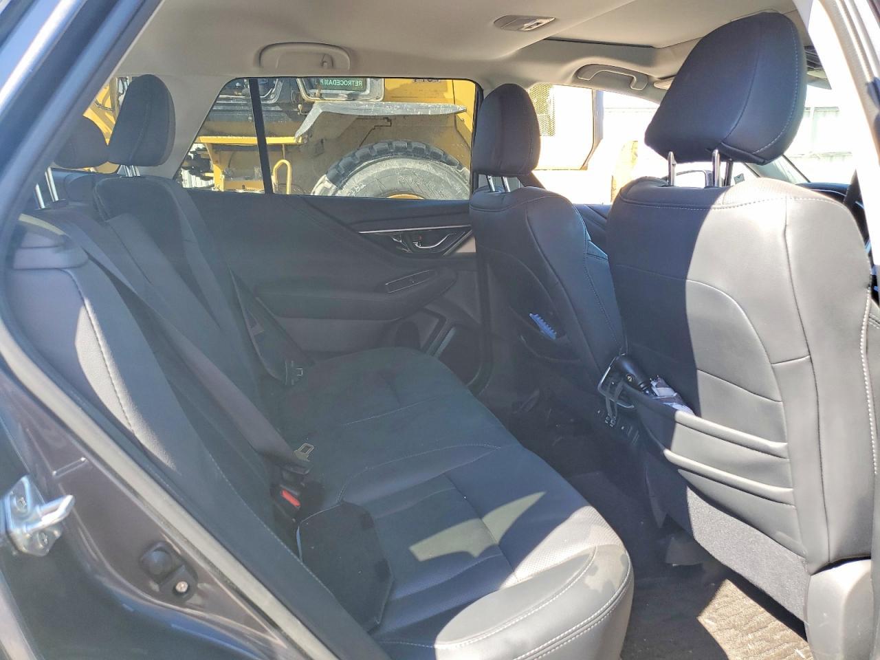 2023 SUBARU Outback
