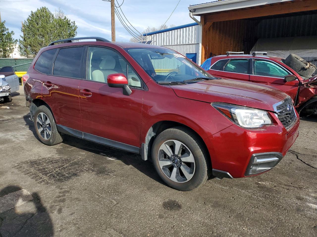 2017 SUBARU FORESTER