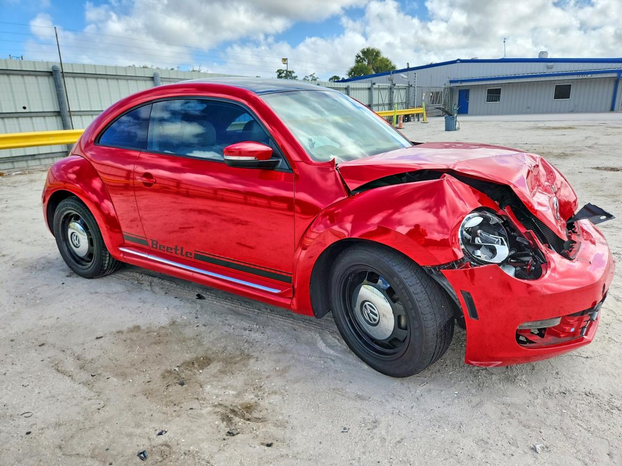 2014 VOLKSWAGEN Beetle
